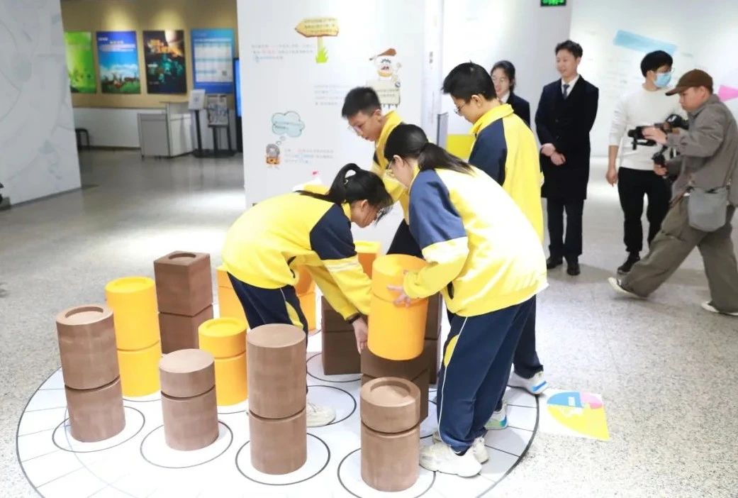 四连战