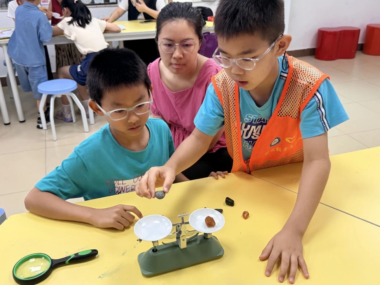 研学工作坊--琥珀调查员